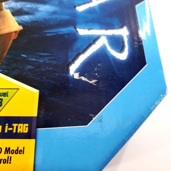 James Cameron's Avatar RDA Amp Suit Collectable Vehicle Level 3 Webcam I-TAG New - Picture 8 of 8